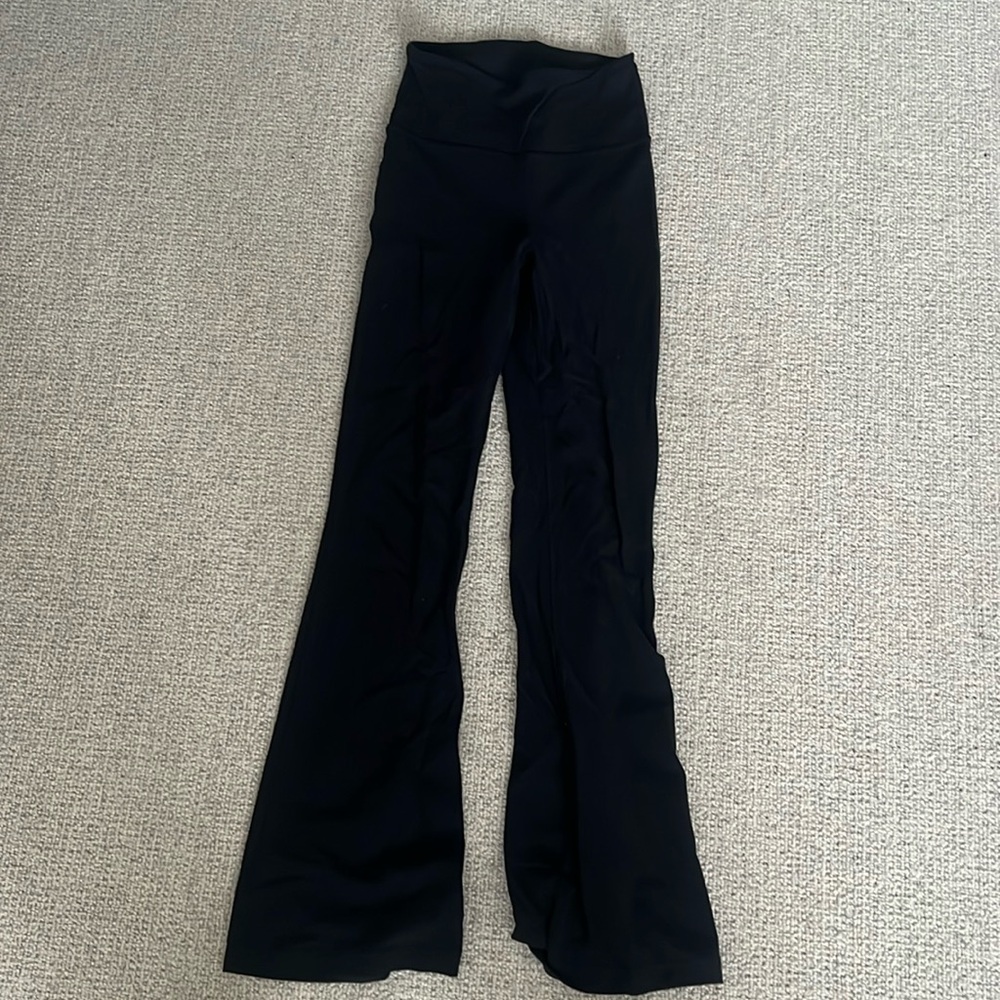 Lululemon groove nulu high rise flared pant